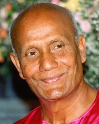 photo_Sri-Chinmoy_portrait-Adarini